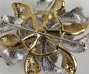 Stunning Vintage Designer CINER Signed Faux Diamond Estate Brooch Pin