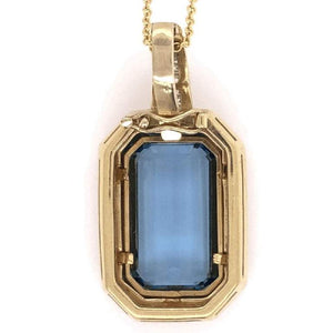 15 Carat Aquamarine and Diamond Gold Pendant Necklace Fine Estate Jewelry