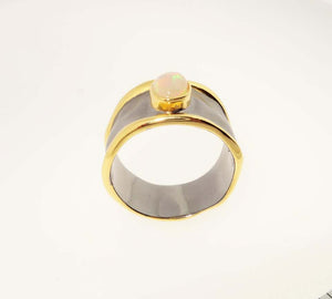 Striking Ethiopian Opal Solitaire Sterling Silver Ring Fine Estate Jewelry
