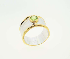 Striking Peridot Solitaire Cocktail Sterling Silver Ring Estate Fine Jewelry