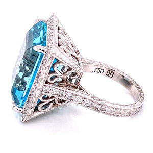 29.93 Carat Aquamarine and Diamond Gold Cocktail Ring Estate Fine Jewelry