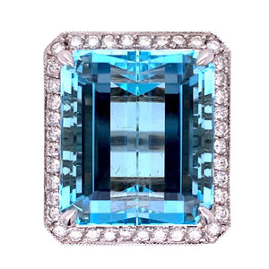 29.93 Carat Aquamarine and Diamond Gold Cocktail Ring Estate Fine Jewelry
